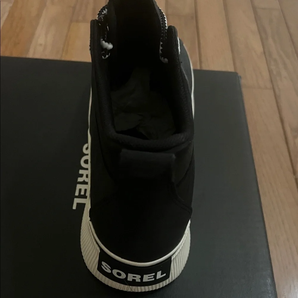 SOREL Out N About IV Classic Waterproof Duck Boot